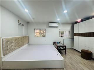Bán nhà tập thể giảng võ, 2 mặt thoáng, view hồ, sử dụng 75m 2 ngủ, khách bếp, wc, tặng full nt