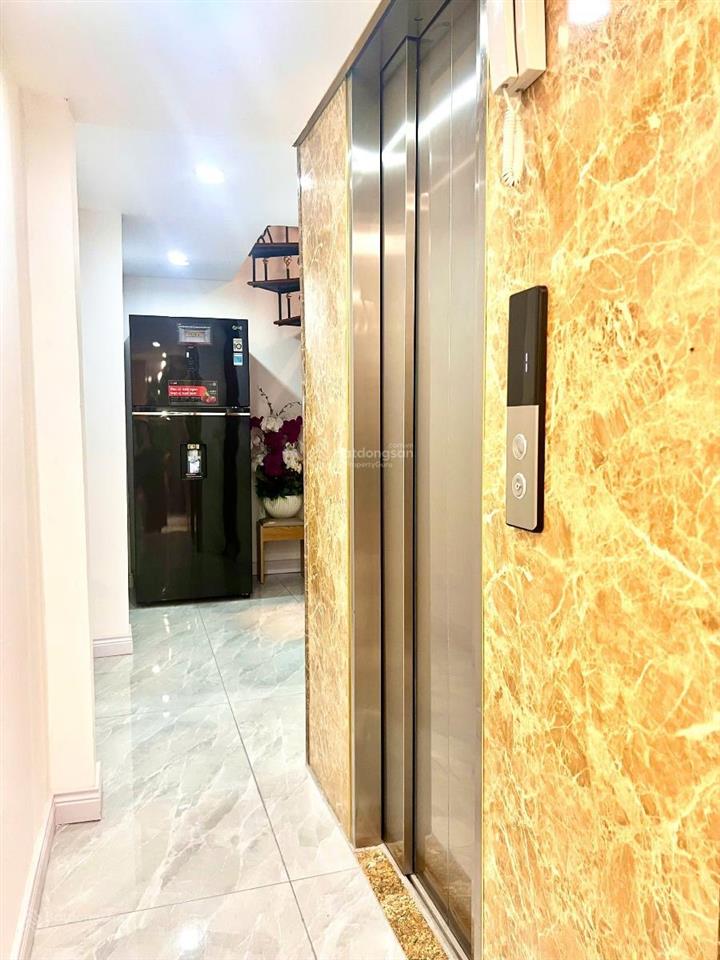 Bán nhà hoàng hoa thám, thang máy nhập khẩu, 20m ra phố, trước nhà rộng, 36m*5t, full nt xịn sò