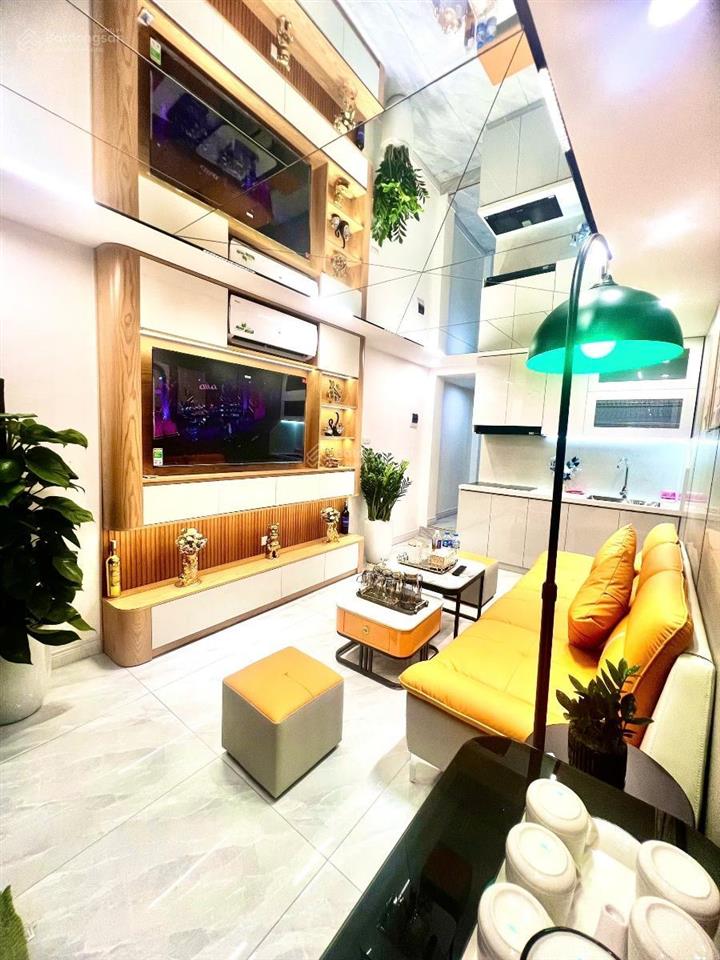 Bán nhà hoàng hoa thám, thang máy nhập khẩu, 20m ra phố, trước nhà rộng, 36m*5t, full nt xịn sò
