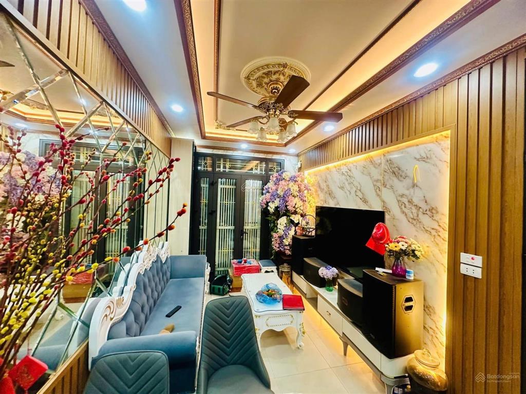 Bán nhà phố phúc xá, ba đình, lô góc, ngõ thông 10m oto tránh, dân xây 30m2*5t, tặng full nt xịn
