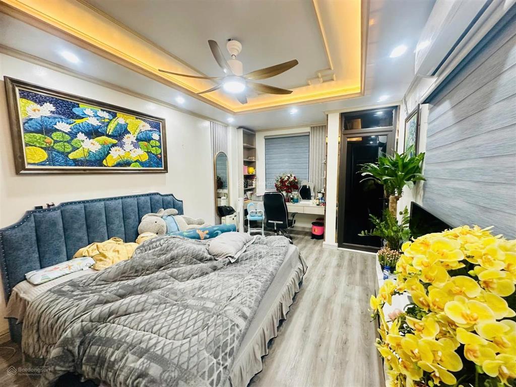 Bán nhà phố phúc xá, ba đình, lô góc, ngõ thông 10m oto tránh, dân xây 30m2*5t, tặng full nt xịn