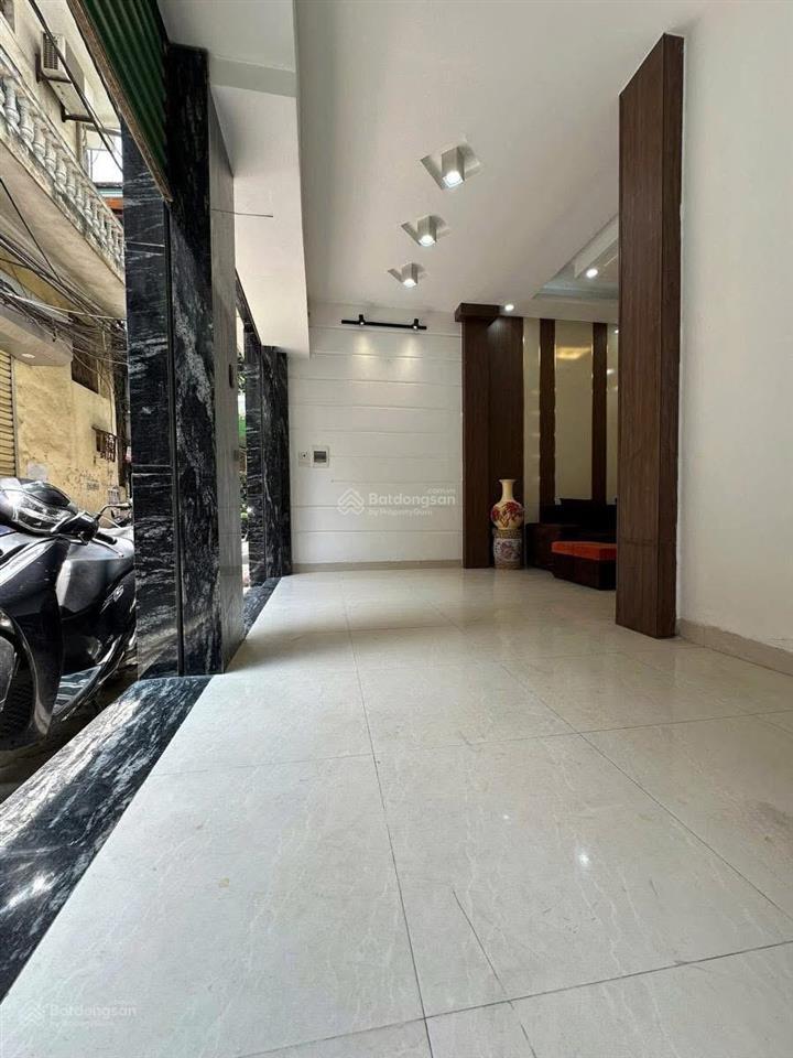 Siêu phẩm đội cấn, ngõ rộng bagac tránh, dân xây, mặt tiền rộng kd đỉnh, 35m*5t, full nt về ở ngay.