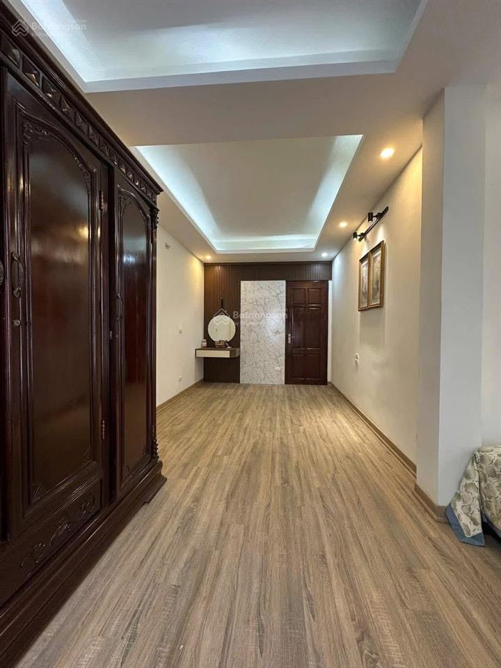 Siêu phẩm đội cấn, ngõ rộng bagac tránh, dân xây, mặt tiền rộng kd đỉnh, 35m*5t, full nt về ở ngay.