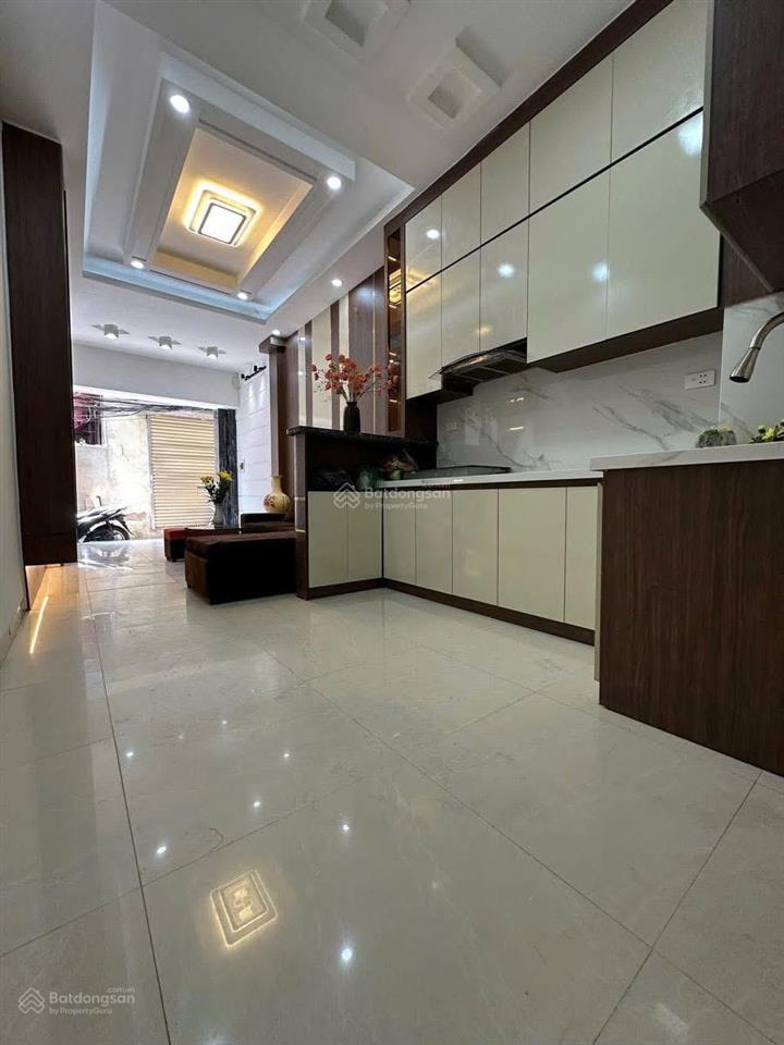 Siêu phẩm đội cấn, ngõ rộng bagac tránh, dân xây, mặt tiền rộng kd đỉnh, 35m*5t, full nt về ở ngay.