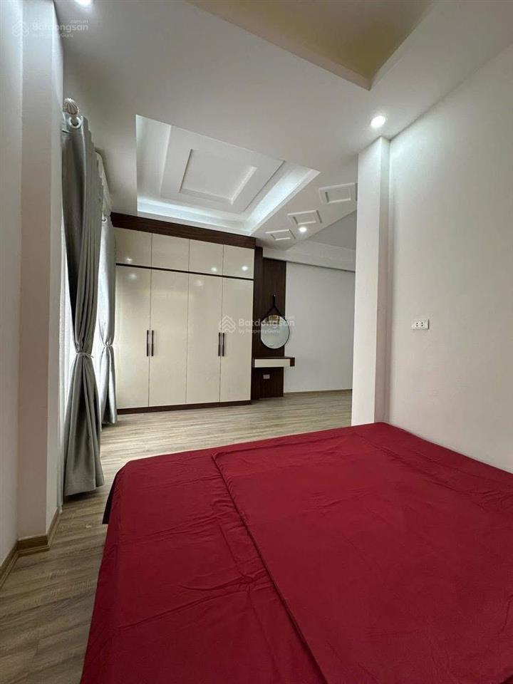 Siêu phẩm đội cấn, ngõ rộng bagac tránh, dân xây, mặt tiền rộng kd đỉnh, 35m*5t, full nt về ở ngay.