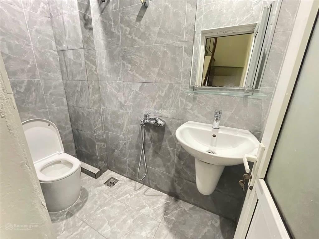 Bán nhà an dương, 10m ra ô tô, ngõ thông ba gác, góc thoáng, dân xây 33m2*5t, full nội thất ở ngay