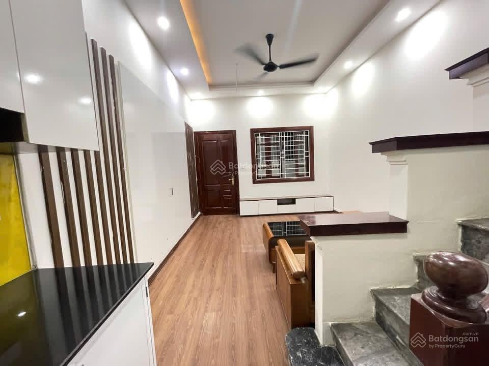 Bán nhà an dương, 10m ra ô tô, ngõ thông ba gác, góc thoáng, dân xây 33m2*5t, full nội thất ở ngay