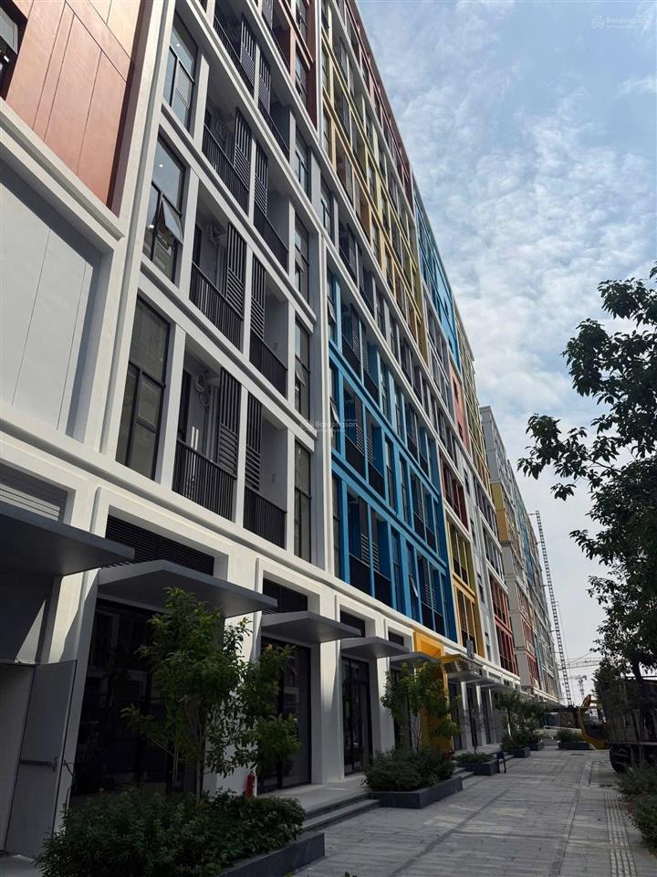 Chính chủ bán căn studio tại sun urban city, 1,6 tỷ, 32m2, view đẹp, tiện ích đầy đủ