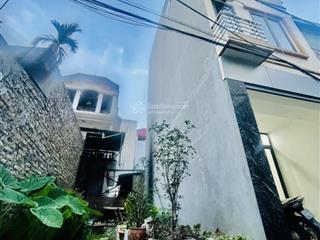 Cực hiếm mảnh đất vuông vắn  35m2  hơn 5tỷ  trung tâm quận từ liêm  khu sầm uất  an sinh đỉnh