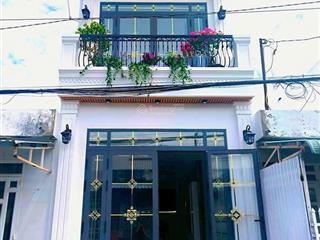 Nhà mới 1 trệt 2 lầu, khu vực bến cát bình dương, giá 2,2 tỷ