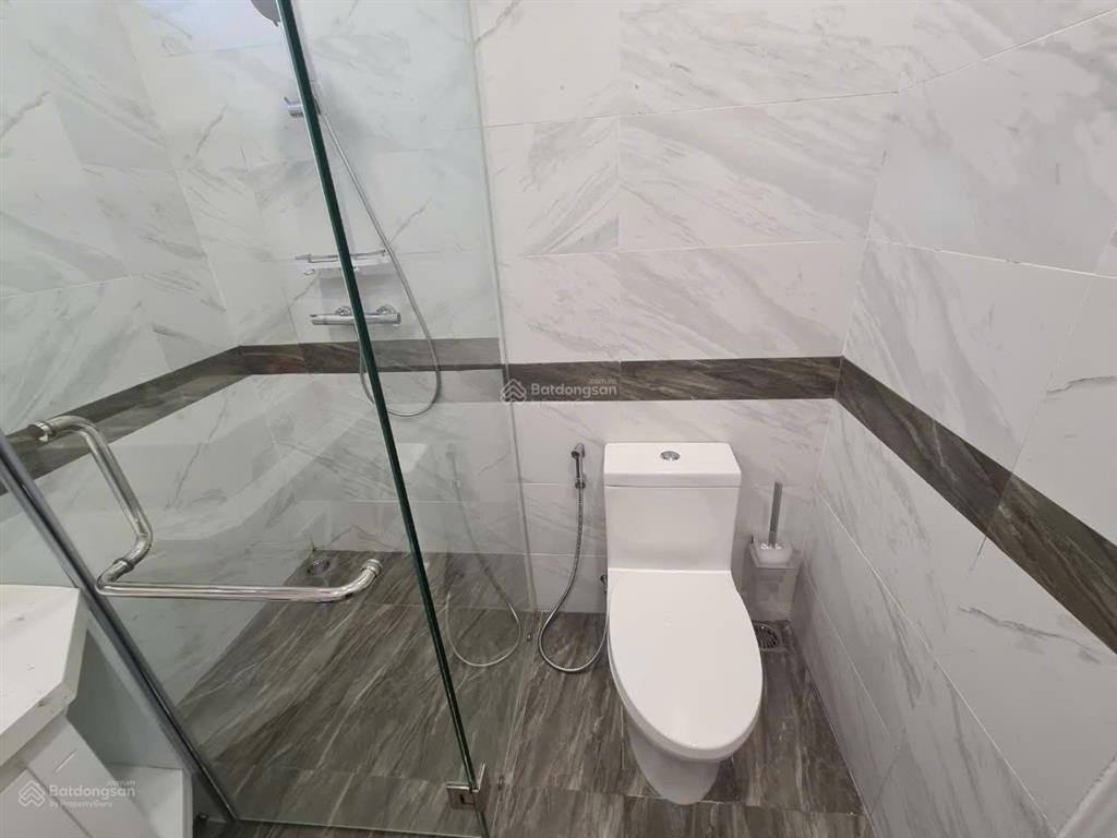 Cho thuê nhà phố q7 kdc him lam 119m2, chỉ 35 triệu.  0909 127 ***