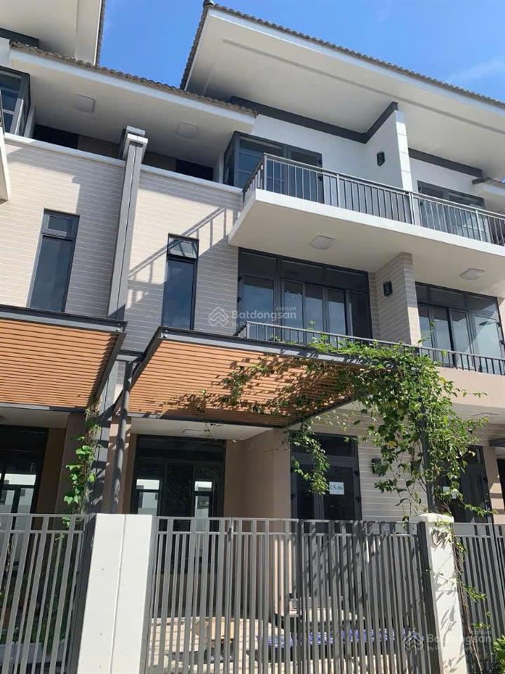 Cần bán gấp nhà phố khu lavila kiến á, 5.5x17.6m, full nội thất, giá 12,4 tỷ,  0909 127 ***