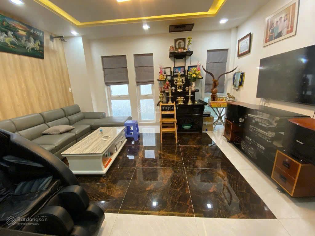Định cư nước ngoài chủ cần bán nhanh căn nhà phố sadeco ven sông q7 đối diện rmit 5x18m giá 15,6 tỷ