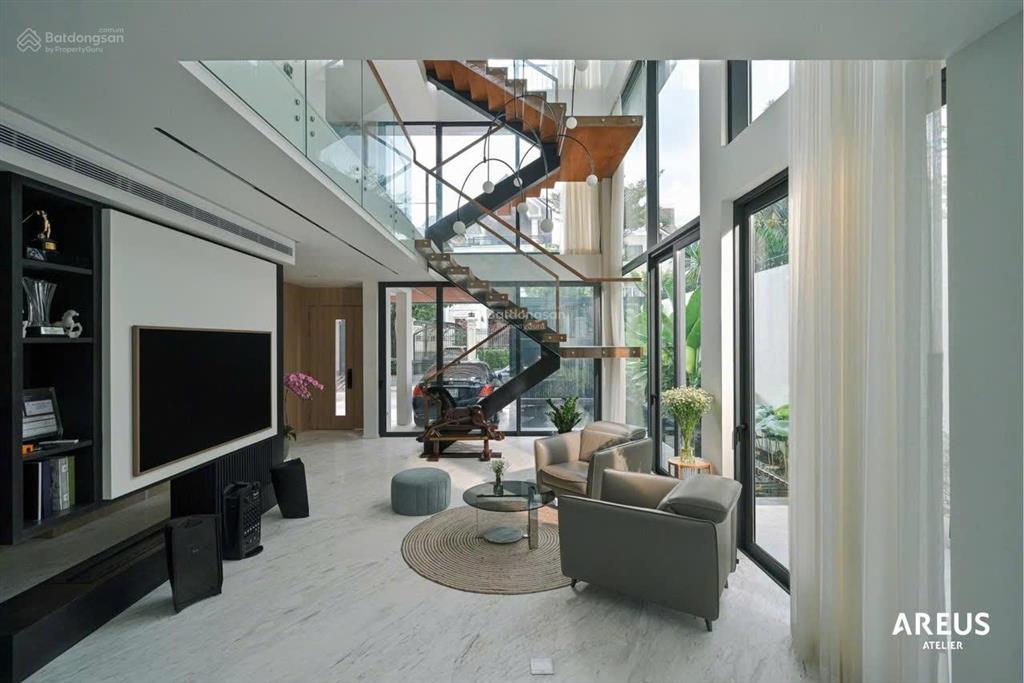 Chính chủ cần bán nhanh biệt thự kdc phú mỹ vạn phát hưng, liền kề pmh, 10,5x21m 220,5m2 giá 31 tỷ