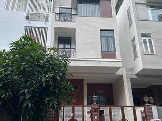 Chính chủ thiện chí bán gấp nhà phố kdc phú mỹ vạn phát hưng, 6x21m (126m2),giá 18 tỷ, 0909 127 ***