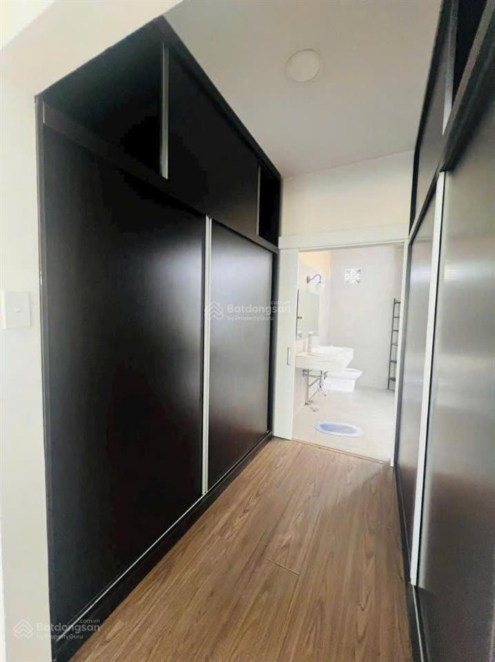 Chính chủ ngộp bán gấp biệt thự kdc tấn trường, quận 7 dt 12x20m, 3 lầu st. giá 25 tỷ