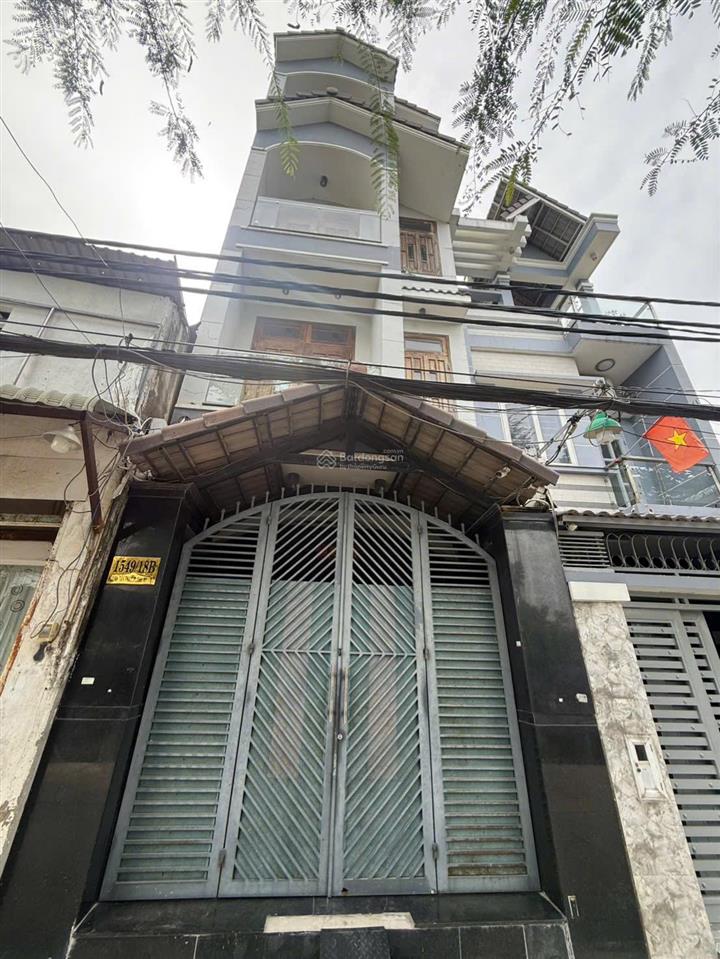 Chính chủ bán gấp đất huỳnh tấn phát, quận 7, giá ngộp 7.4 tỷ, sổ sẵn công chứng.  0909 127 ***