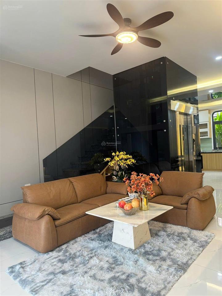 Chủ định cư bán gấp nhà phố tđc phú mỹ q7, mt đường lớn 20m, dt 5x22m, giá 14 tỷ. shr