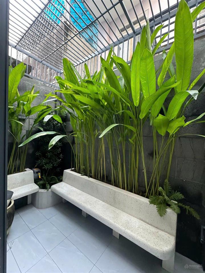 Chủ định cư bán gấp nhà phố tđc phú mỹ q7, mt đường lớn 20m, dt 5x22m, giá 14 tỷ. shr