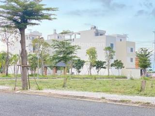 Bán gấp 3 nền đất trục chính vào cổng sân bay quốc tế long thành, giá 1tỷ350, shr.