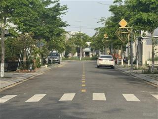 Bán gấp 2 nền đất liền kề sân bay quốc tế long thành, 1tỷ2/nền, shr