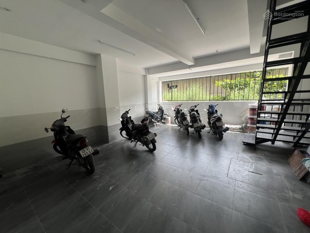 Chdv dòng tiền 800tr/năm, 84m2, 5 tầng 13pn 14wc, nở hậu, hẻm xe hơi bùi văn ba, quận 7, 12 tỷ tl