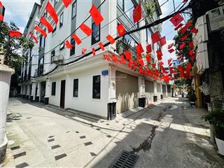 Chính chủ gửi bán nhà ngọc thuỵ  ô tô 5 chỗ vào nhà  ở ngay ngõ thoáng dt 40.5m x mt 4m