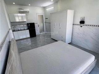 Nhà mặt tiền đường lê văn sĩ 5 tầng cần tiền bán gấp giãm còn 10,5 tỷ
