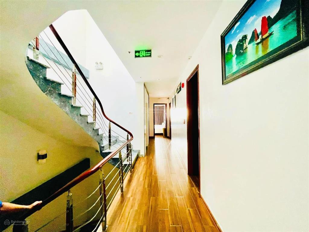 Khách sạn 3 sao 176m8t kdt mới cái dăm bãi cháyquảng ninhvị trí đắc địa dtiền 5ty/n giá 30 tỷ