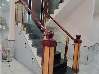 Bán nhà giá rẻ q8 quốc lộ 50 ngang 4m,4tang.mặt tiền đường 8m ngợp bank 7ty hơn nhanh mới kịp.