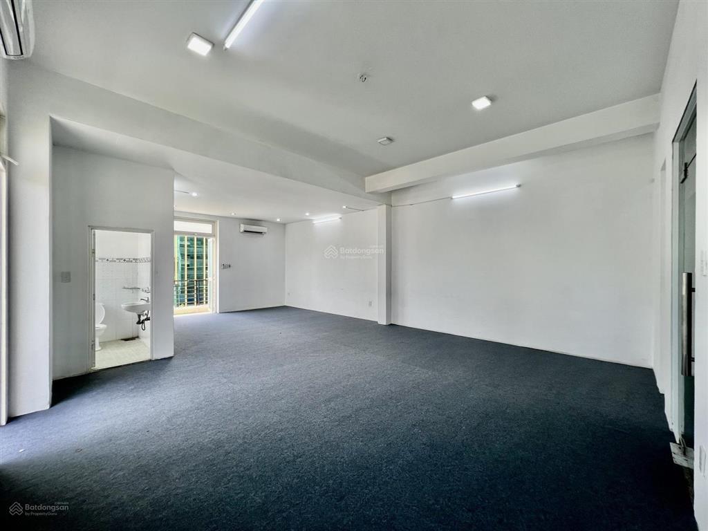 Cho thuê văn phòng 60m2 tại căn góc 2 mặt tiền khánh hội, quận 4, giá 15 triệu/tháng