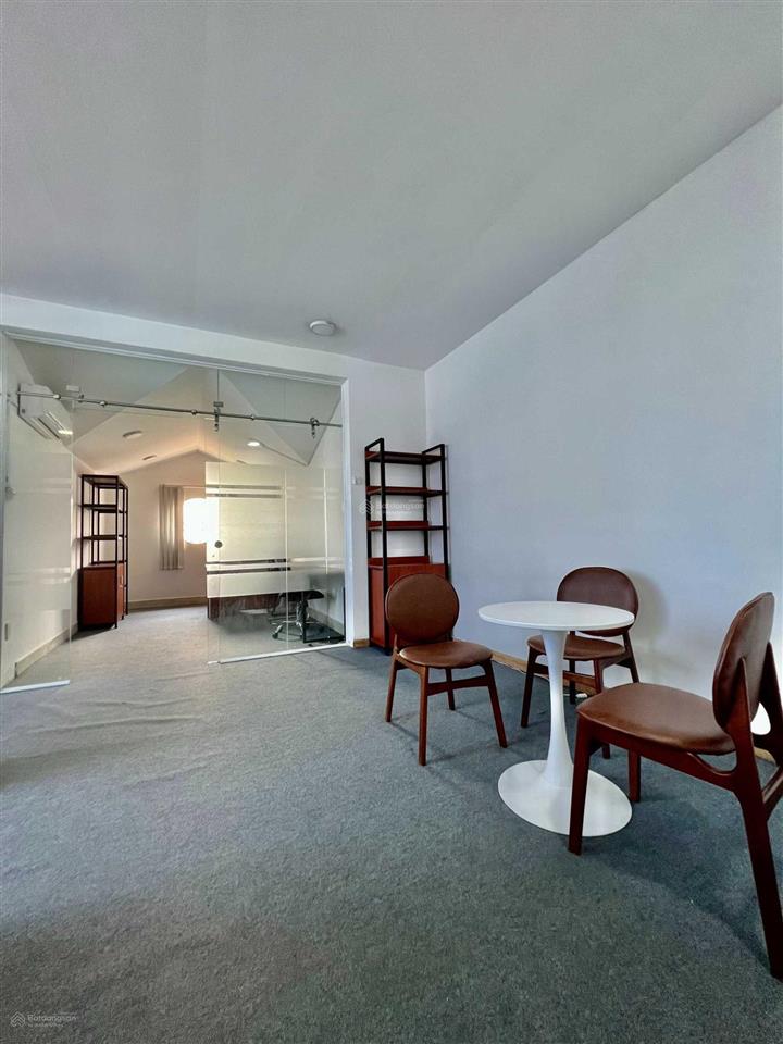 Cho thuê văn phòng 60m2 tại căn góc 2 mặt tiền khánh hội, quận 4, giá 15 triệu/tháng