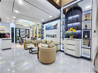 Cần bán khách sạn 4 * đường lý thái tổ  hội an , đà nẵng