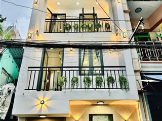 Cho thuê nhà mới đầy đủ nội thất  kế bên chợ bà chiểu.