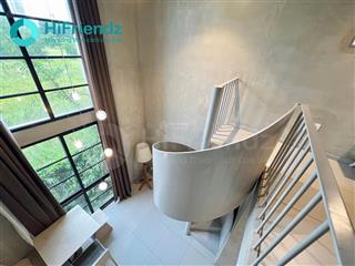 Duplex thiết kế hiện đại  cửa kính lớn thoáng sáng  nội thất đầy đủ  tone nội thất ấm cúng