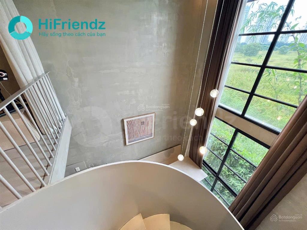 Duplex thiết kế hiện đại  cửa kính lớn thoáng sáng  nội thất đầy đủ  tone nội thất ấm cúng