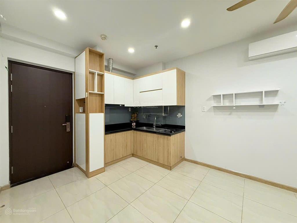 Căn hộ thật view đẹp 53m2, 2pn, 2 tỷ 160, có sổ, hỗ trợ vay 70%, cho thuê 15tr, cách sân bay 2km