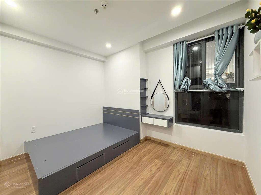 Căn hộ thật view đẹp 53m2, 2pn, 2 tỷ 160, có sổ, hỗ trợ vay 70%, cho thuê 15tr, cách sân bay 2km