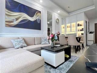 Bán căn hộ 2pn có sổ giá chỉ 13,5 tỷ  73m2 tại the marq ngay trung tâm quận 1.  0365 695 ***