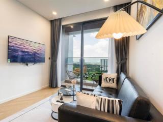 Cần cho thuê gấp căn hộ rivera park sg. dt 88m2, 2pn, 2wc. giá 18tr/th.  0365 695 ***