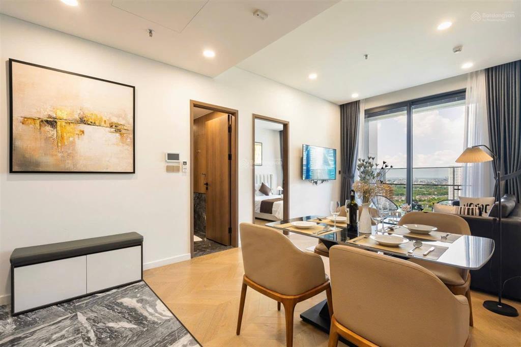 Cần cho thuê gấp căn hộ rivera park sg. dt 88m2, 2pn, 2wc. giá 18tr/th.  0365 695 ***