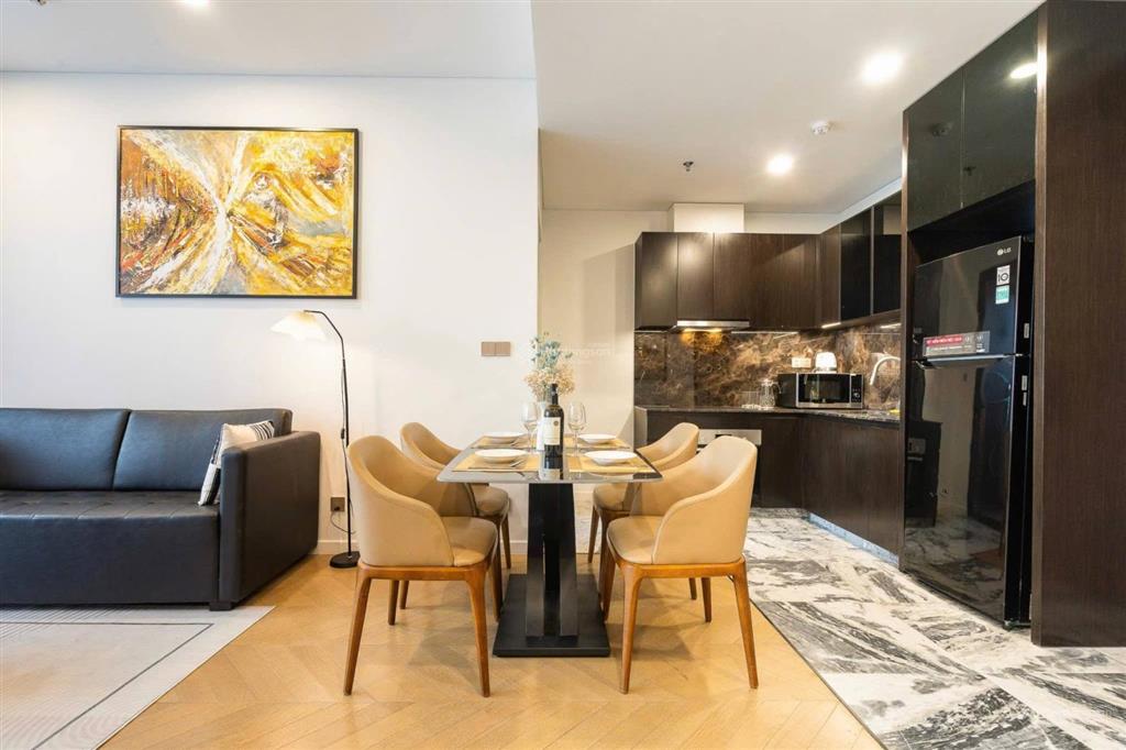 Cần cho thuê gấp căn hộ rivera park sg. dt 88m2, 2pn, 2wc. giá 18tr/th.  0365 695 ***