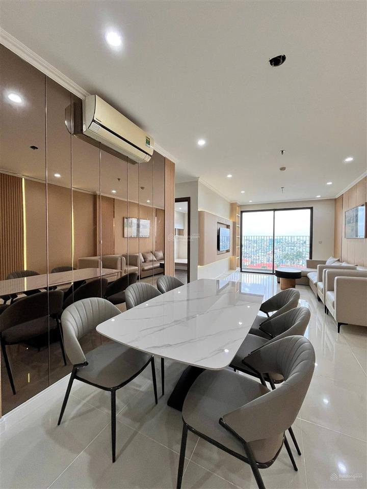 Cần cho thuê gấp căn hộ de la sol. dt 74m2, 2pn, 2wc. giá 24tr/th.  0365 695 ***