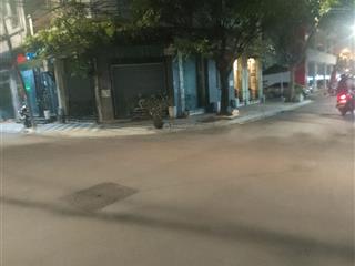 26.5 tỷ võ chí cônglô góc  6 tầng  thang máy vỉa hè 3m  lòng đường 6m  t1 70m , t2 80m