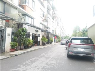Phân lô  vỉa hè 5m  ô tô đỗ ngày đêm cạnh romantic starlake  tây hồ tây