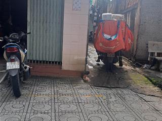 Bán nhà trung tâm q10 lê hônhf phong dt 33m giá 3.99 tỷ