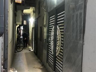 Tôi chính chủ cần bán nhà tại ngõ 15 phương mai