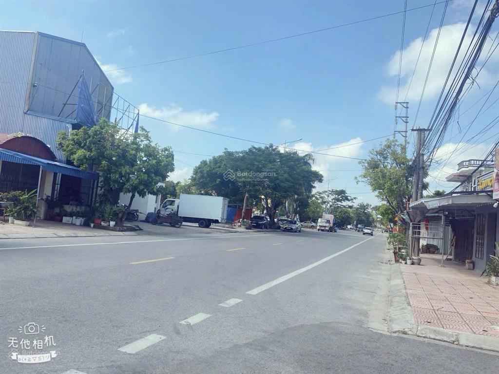 Siêu phẩm lô góc đẹp tuyến 2 đường 402 trung tâm kiến thụy diện tích 78m, mặt tiền 4,