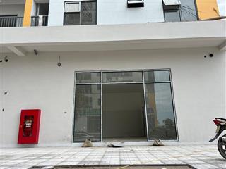 Bán shophouse chân đế evergreen