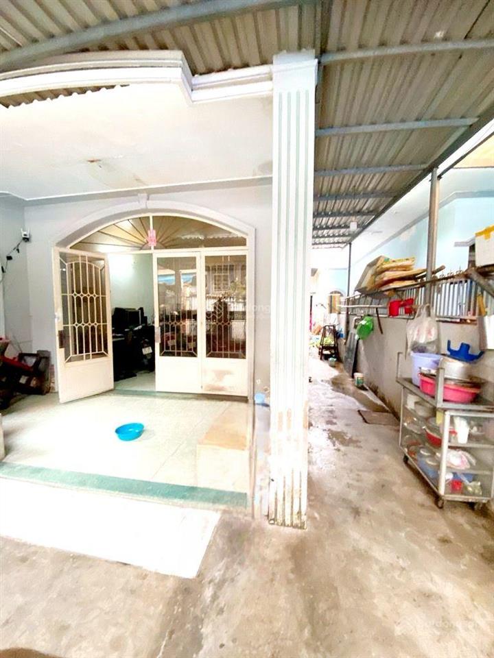 Bán nhà vừa ở vừa cho thuê dt 153m2 kế him lam  tân hưng  quận 7 chỉ 9tỷ7 nhà cấp 4 (ngang 6,7m)